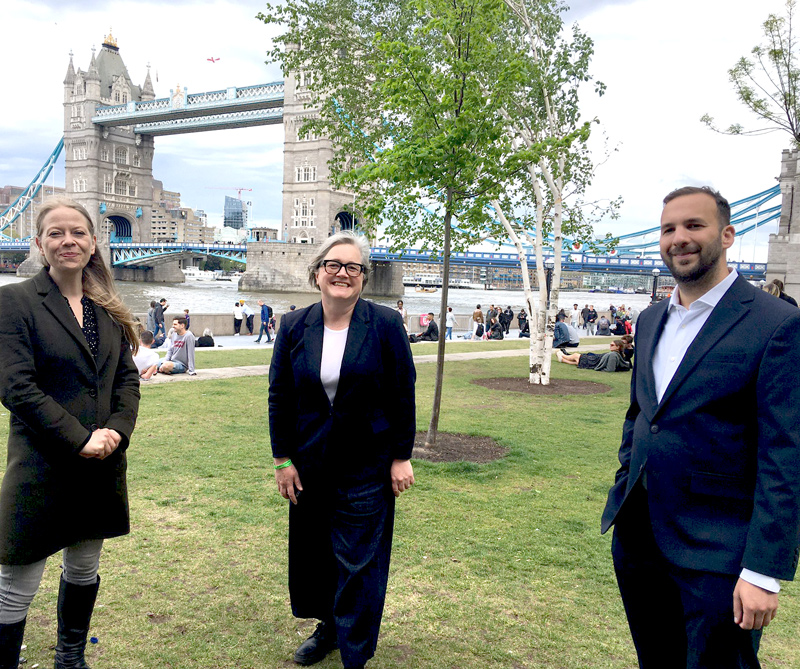 Sian Berry, Caroline Russell and ZackPolanski at Tower Bridge